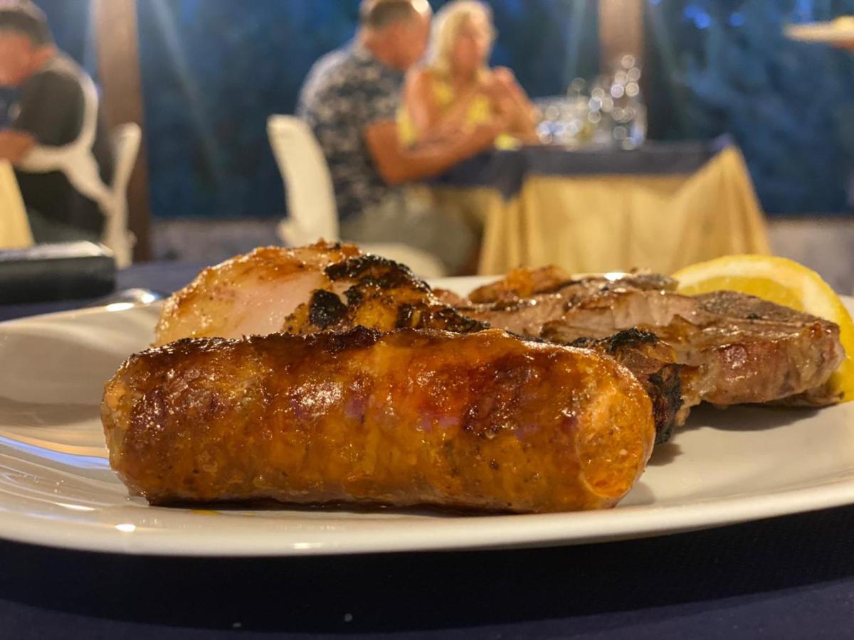 Hotel Lo Smeraldo 로카비바라 외부 사진