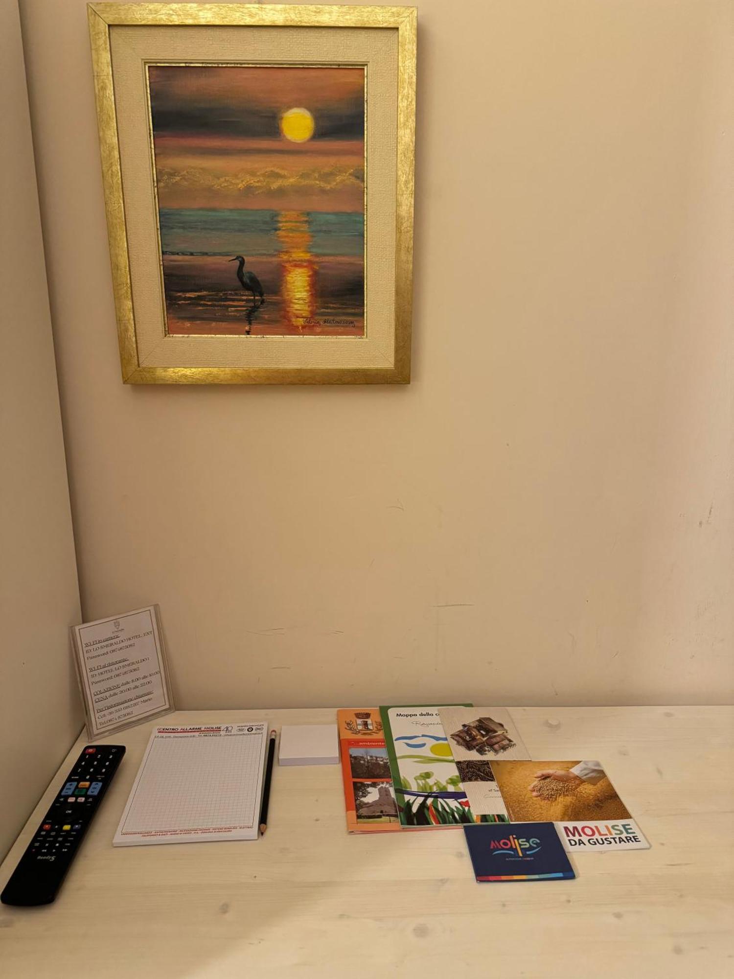 Hotel Lo Smeraldo 로카비바라 외부 사진